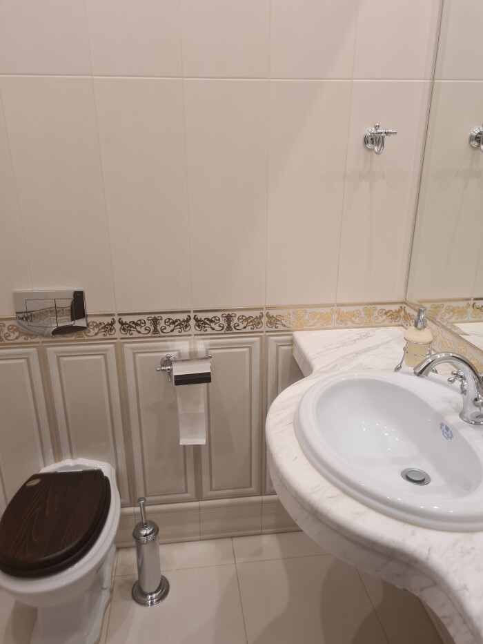 Продажа 3-комнатной квартиры 96.4 м², Владимира Антоновича ул., 131