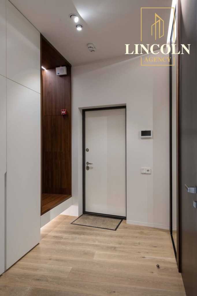 Продаж 3-кімнатної квартири 120 м², Буслівська вул., 12