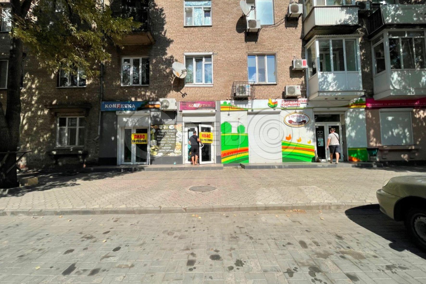 Оренда магазину 52.6 м², Вокзальна вул.