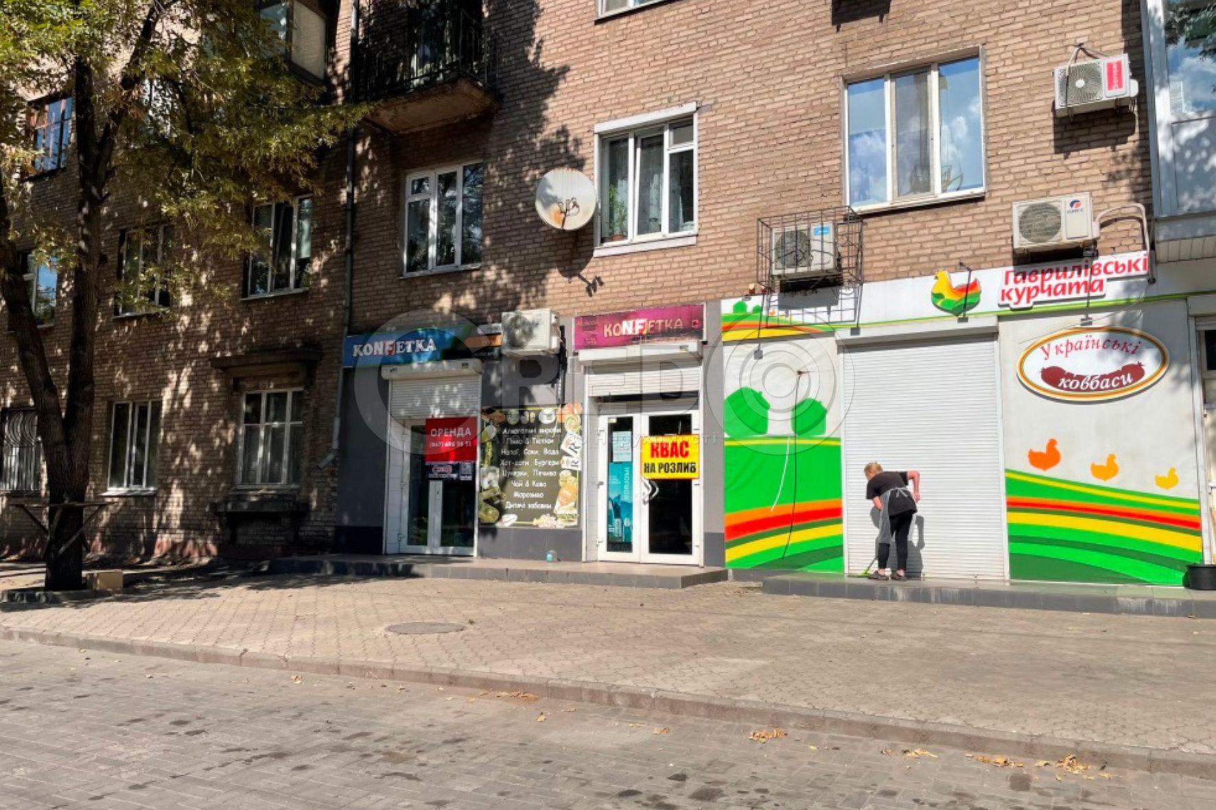 Оренда магазину 52.6 м², Вокзальна вул.