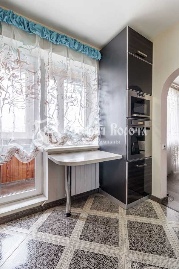Продажа 4-комнатной квартиры 95 м², Теодора Драйзера ул., 10