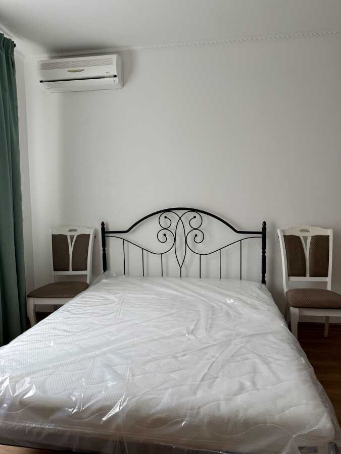 Оренда 3-кімнатної квартири 115 м², Добровольців, 3А