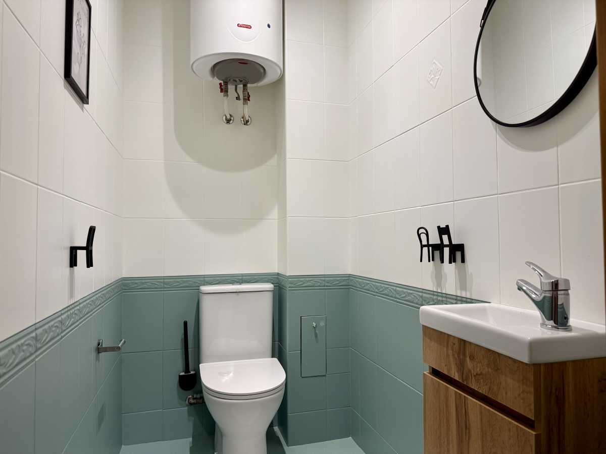 Оренда 3-кімнатної квартири 115 м², Добровольців, 3А