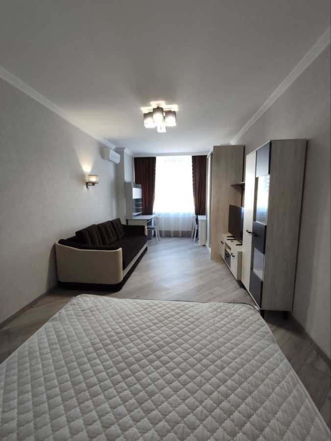Аренда 1-комнатной квартиры 52 м², Чубинского ул., 15а