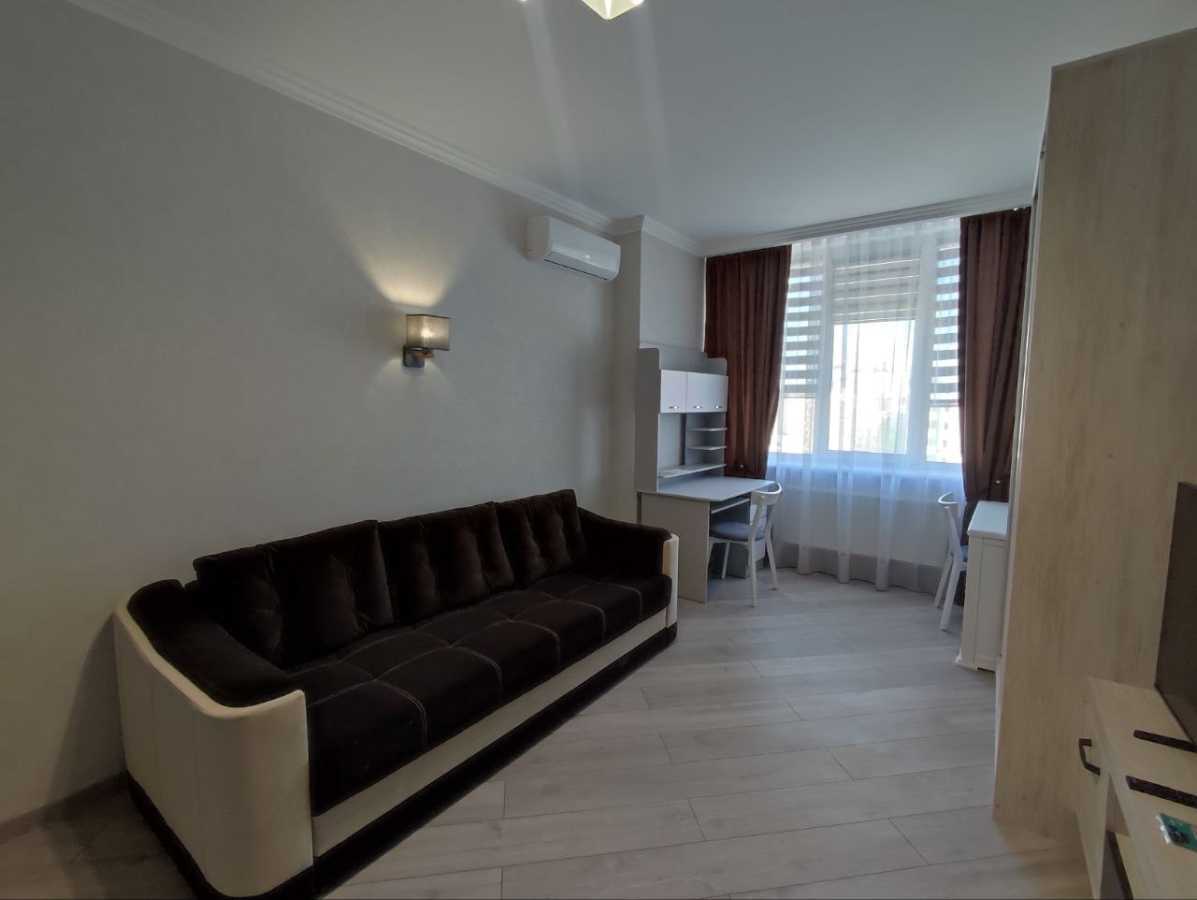 Аренда 1-комнатной квартиры 52 м², Чубинского ул., 15а