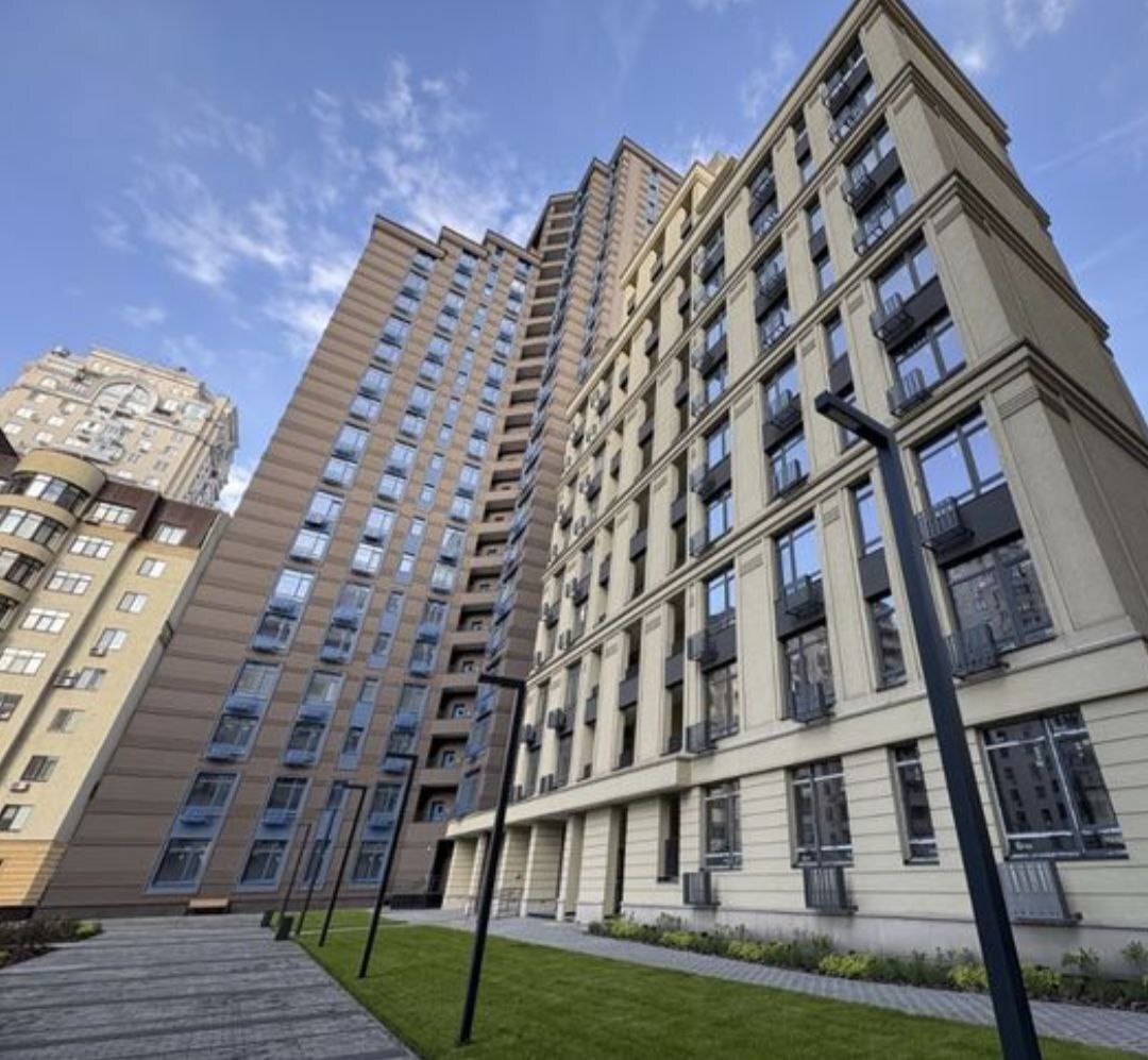 Продажа 3-комнатной квартиры 117 м², Річкоаа, 4 ЖК Камертон