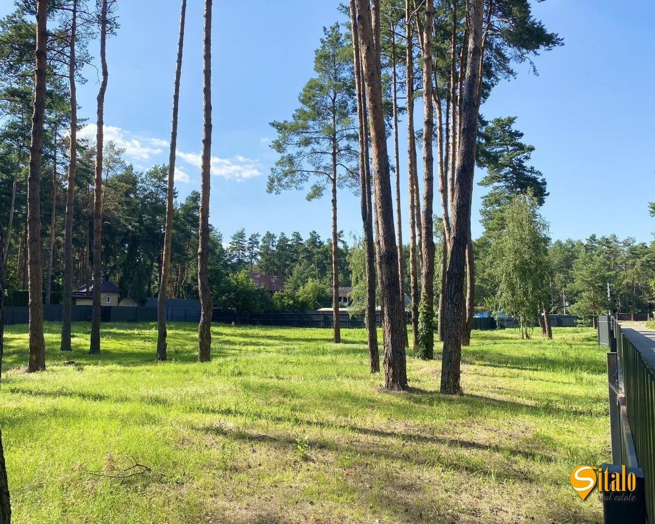 Продаж ділянки під індивідуальне житлове будівництво 42.61 соток