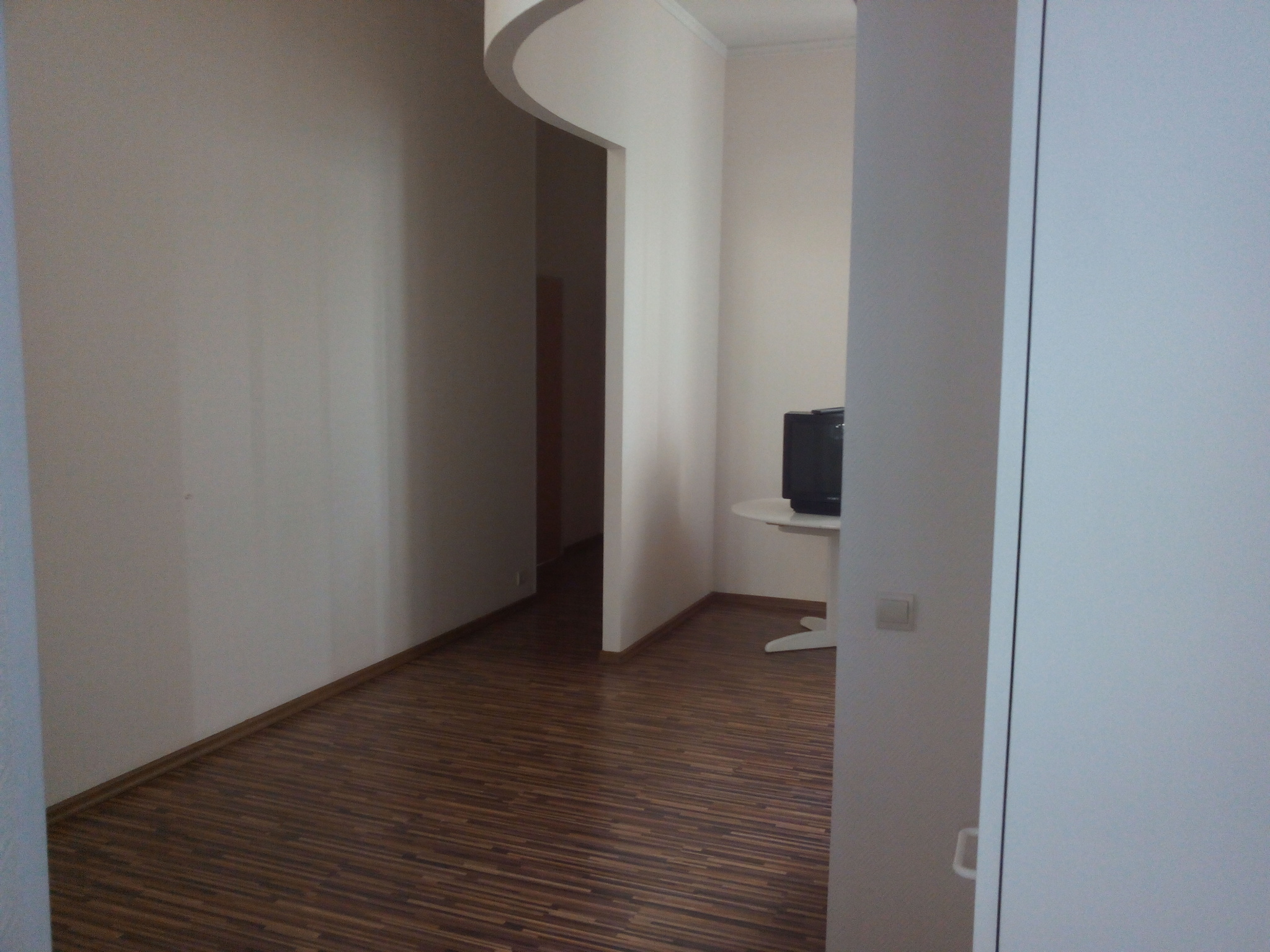 Аренда 4-комнатной квартиры 110.6 м², Костельная ул., 8