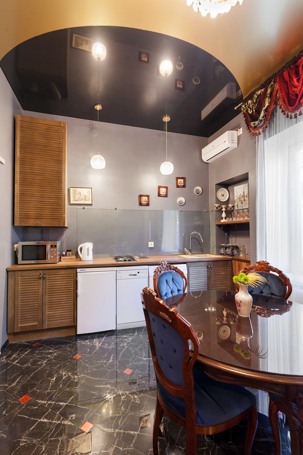 3-кімнатна квартира подобово 65 м², Генерала Олександра Грекова вул., 6