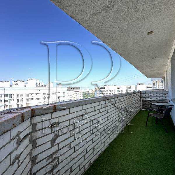 Продажа 2-комнатной квартиры 60 м², Драгоманова ул., 6/1