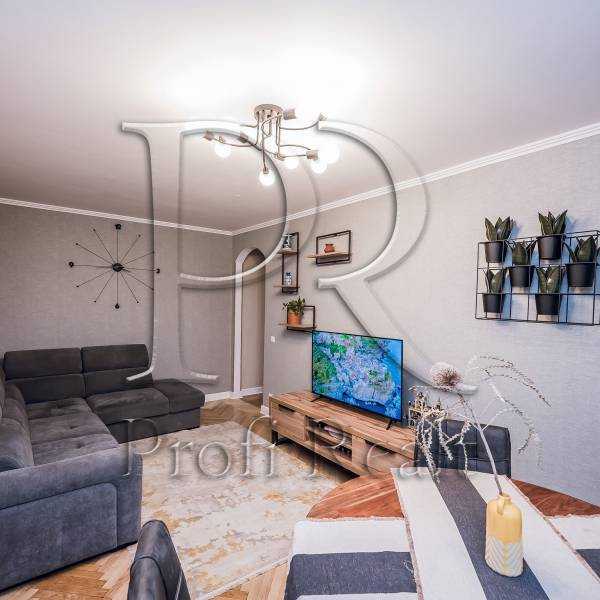 Продаж 3-кімнатної квартири 57 м², Миколи Василенка вул., 23