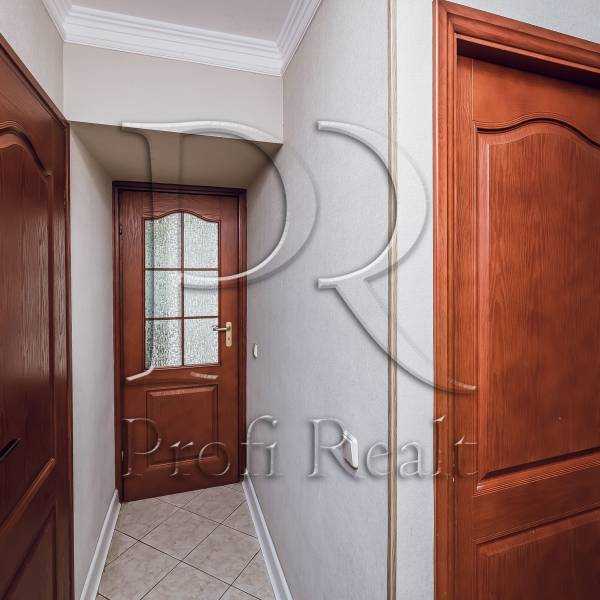Продаж 3-кімнатної квартири 57 м², Миколи Василенка вул., 23
