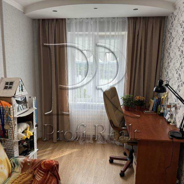 Продажа 2-комнатной квартиры 46 м², Приречная ул., 27