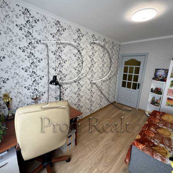 Продажа 2-комнатной квартиры 46 м², Приречная ул., 27