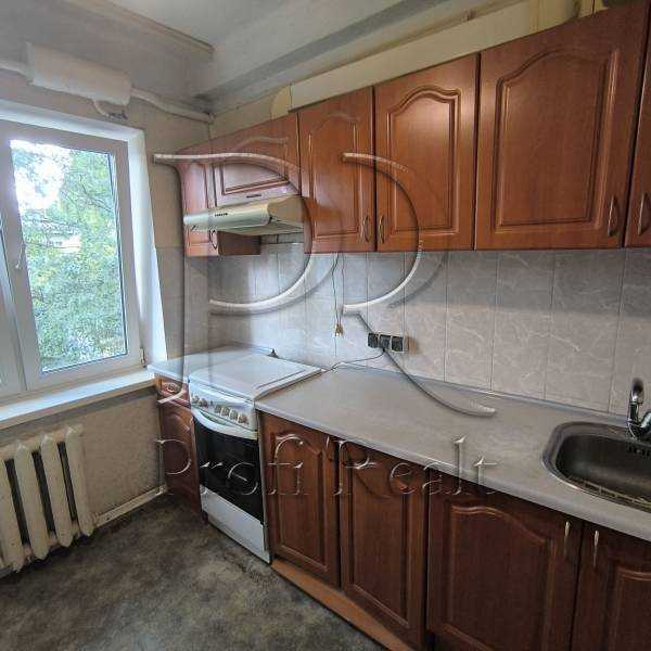 Продажа 2-комнатной квартиры 39 м², Героев Севастополя ул., 11А