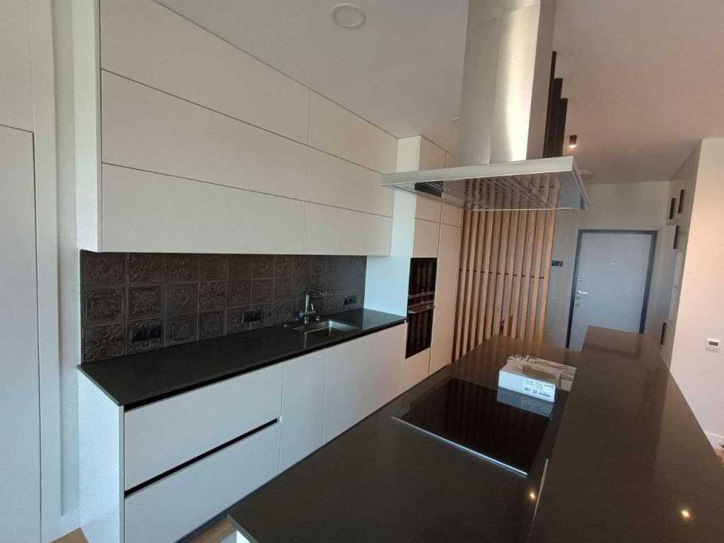 Продажа 3-комнатной квартиры 143 м², Ованеса Туманяна ул., 15А