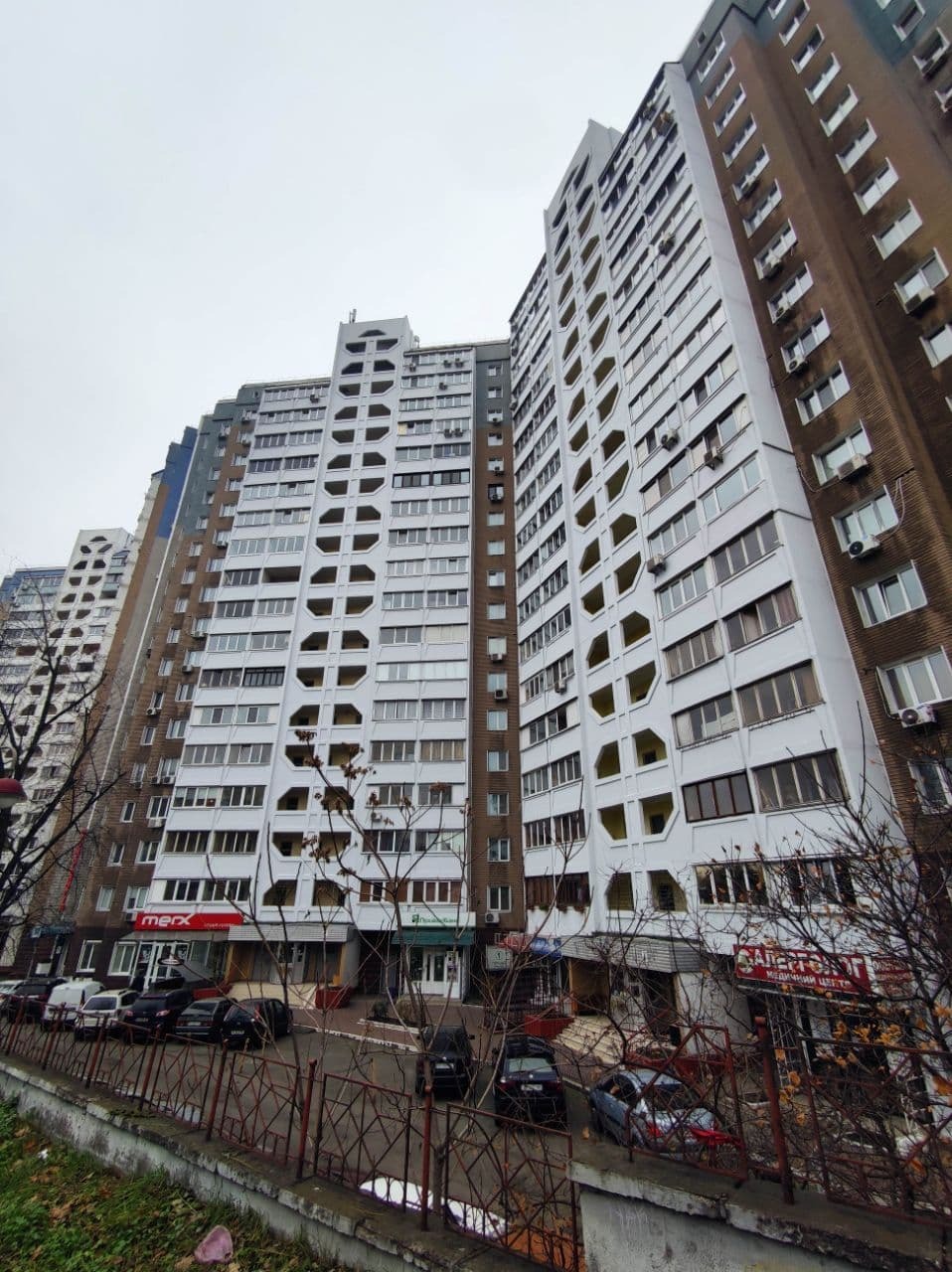 Продаж 2-кімнатної квартири 57 м², Харківське шосе, 56
