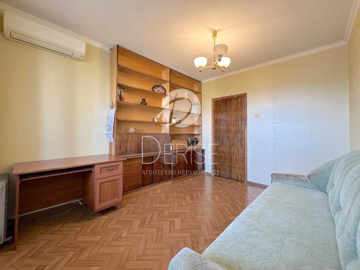 Продаж 2-кімнатної квартири 51 м², Якуба Коласа вул., 23Б