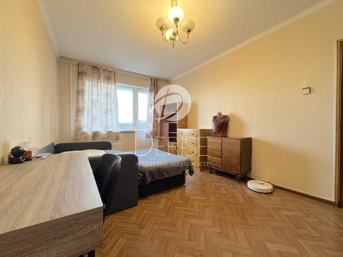 Продаж 2-кімнатної квартири 51 м², Якуба Коласа вул., 23Б