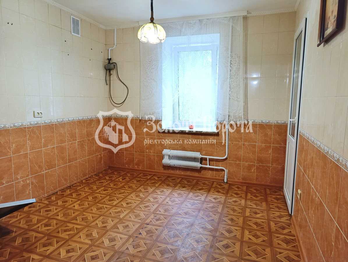 Продажа 2-комнатной квартиры 60 м², Харківська, 44