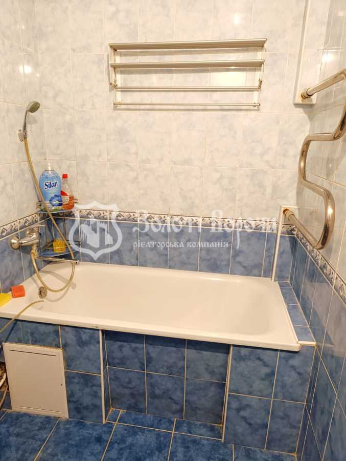 Продажа 2-комнатной квартиры 60 м², Харківська, 44