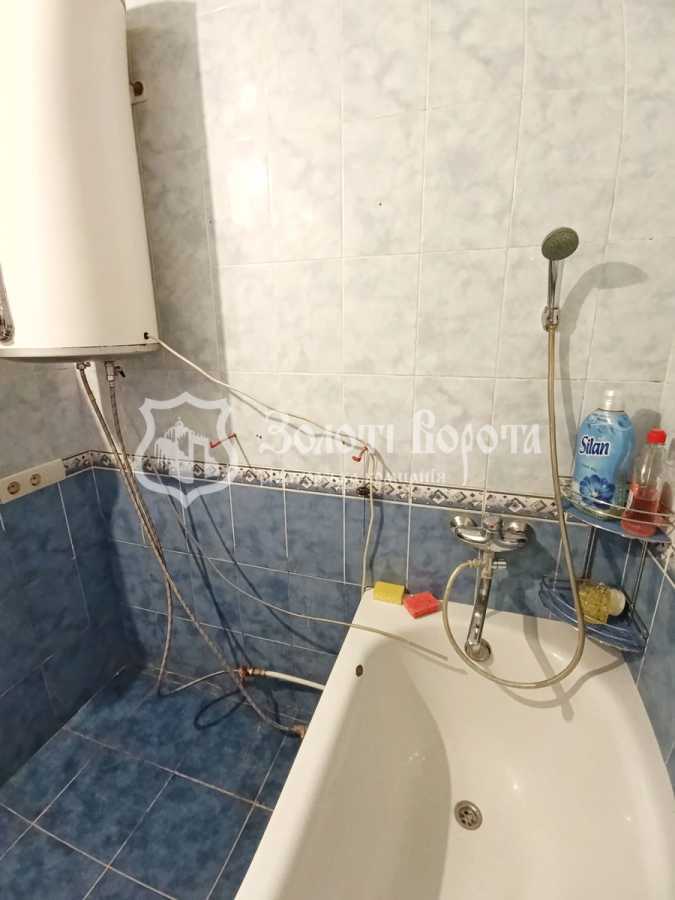 Продажа 2-комнатной квартиры 60 м², Харківська, 44