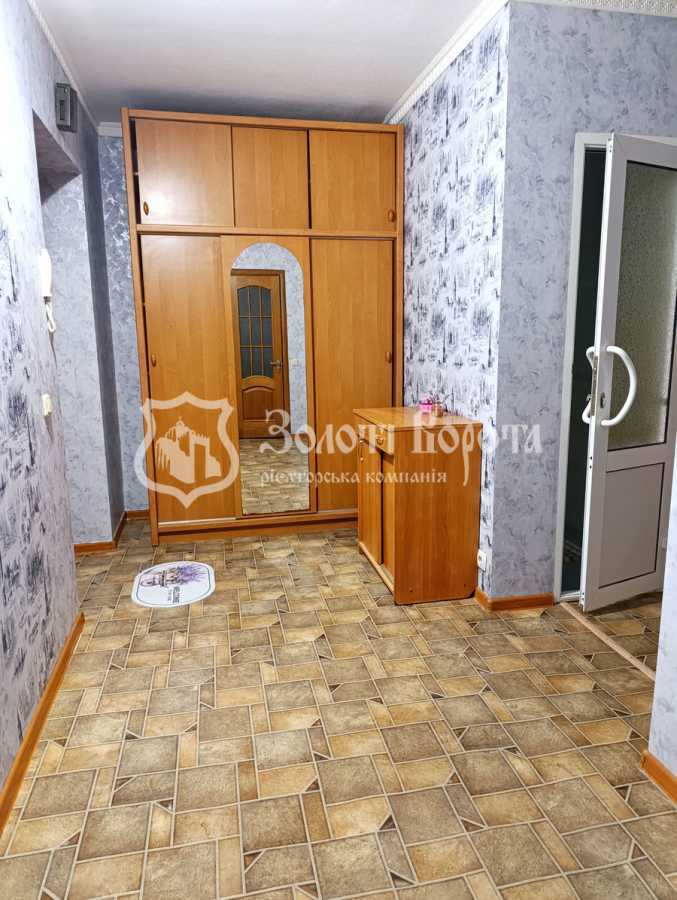 Продажа 2-комнатной квартиры 60 м², Харківська, 44