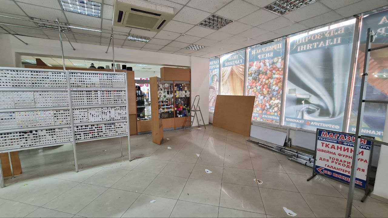 Оренда магазину 171 м², Гната Юри вул., 3