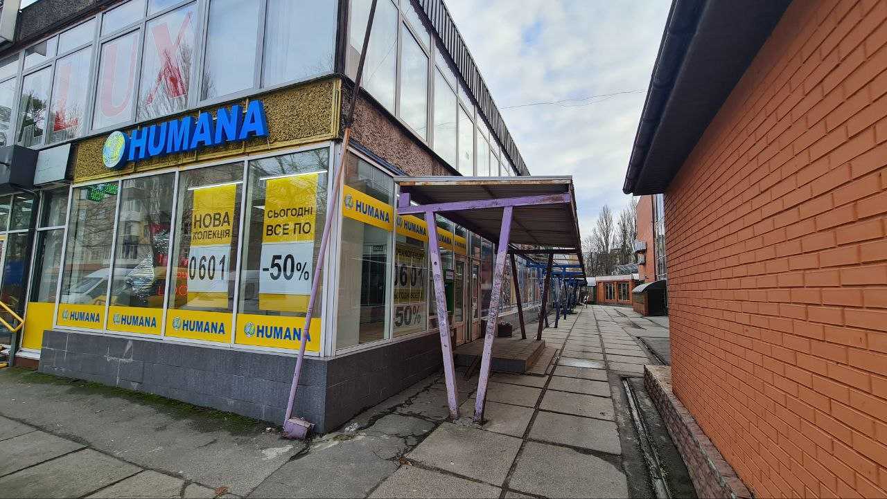 Оренда магазину 171 м², Гната Юри вул., 3