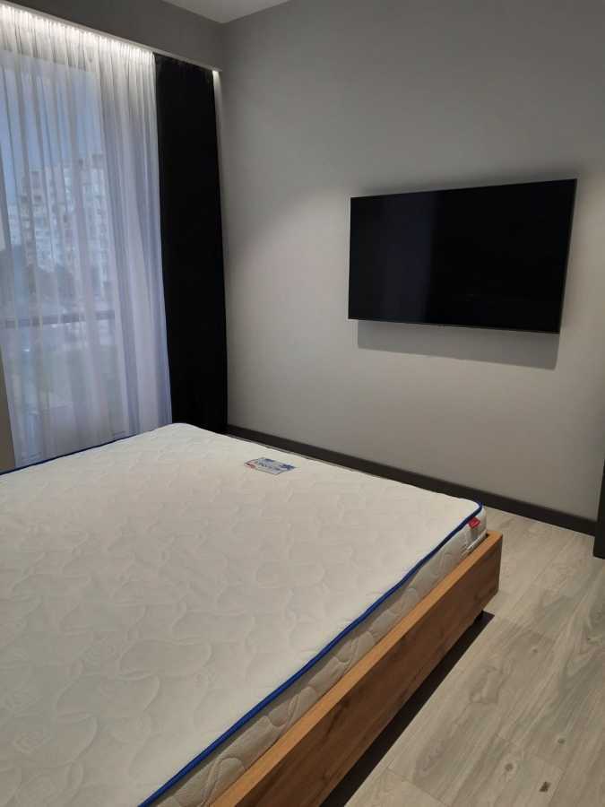 Продаж 3-кімнатної квартири 93 м², Січеславська Набережна вул., 45
