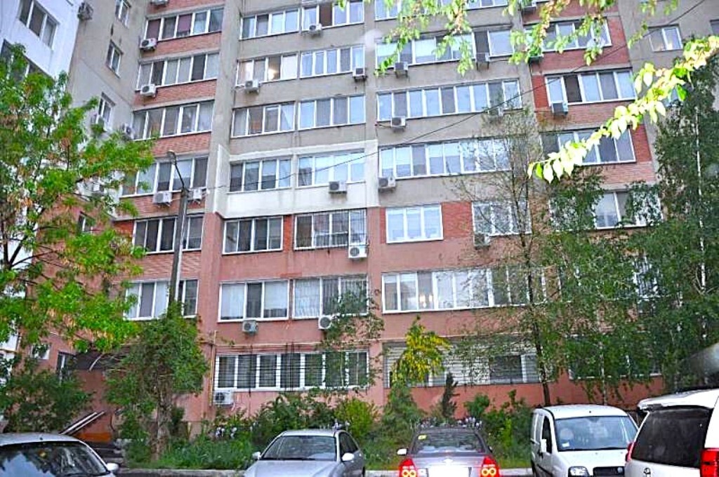 Оренда 2-кімнатної квартири 93 м², Армійська вул., 23