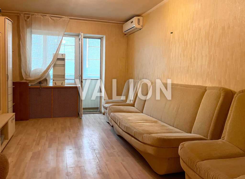 Продаж 3-кімнатної квартири 57.6 м², Курська, 18