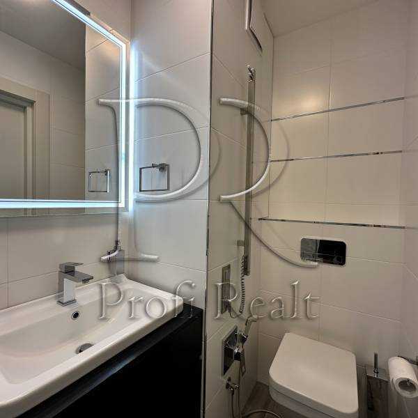 Продажа 3-комнатной квартиры 125 м², Николая Бажана просп., 1Д/1
