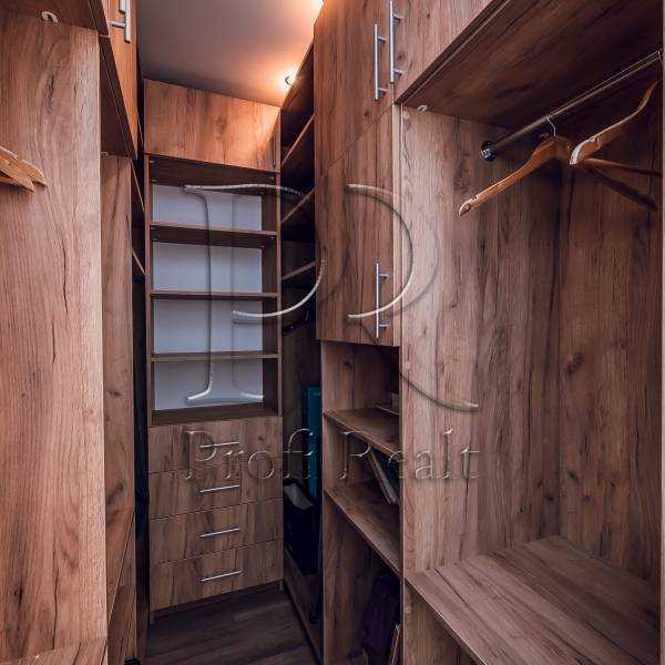 Продаж 1-кімнатної квартири 40 м², Юрія Кондратюка вул., 3