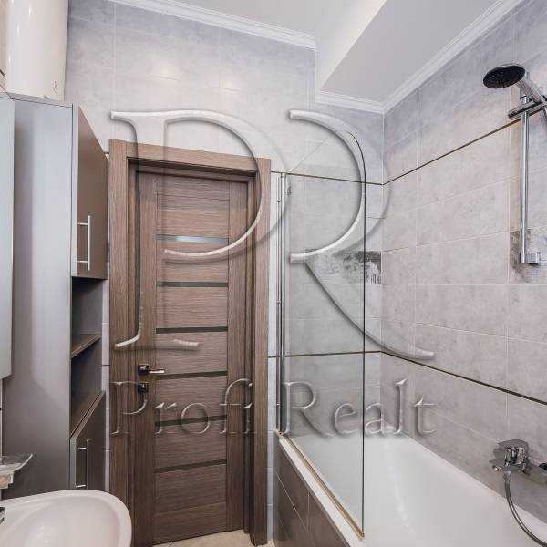 Продаж 1-кімнатної квартири 40 м², Юрія Кондратюка вул., 3