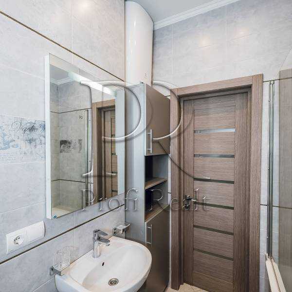 Продаж 1-кімнатної квартири 40 м², Юрія Кондратюка вул., 3
