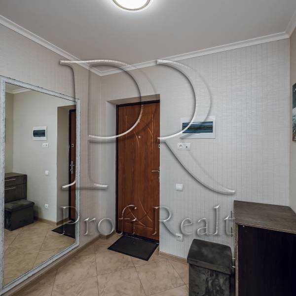 Продаж 1-кімнатної квартири 40 м², Юрія Кондратюка вул., 3