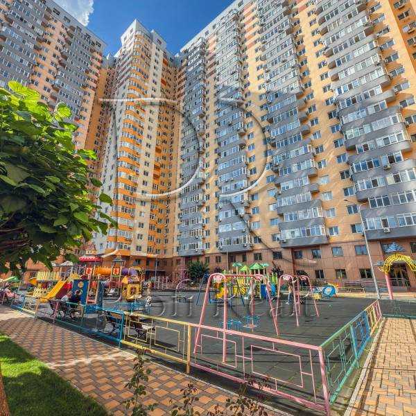 Продаж 1-кімнатної квартири 40 м², Юрія Кондратюка вул., 3