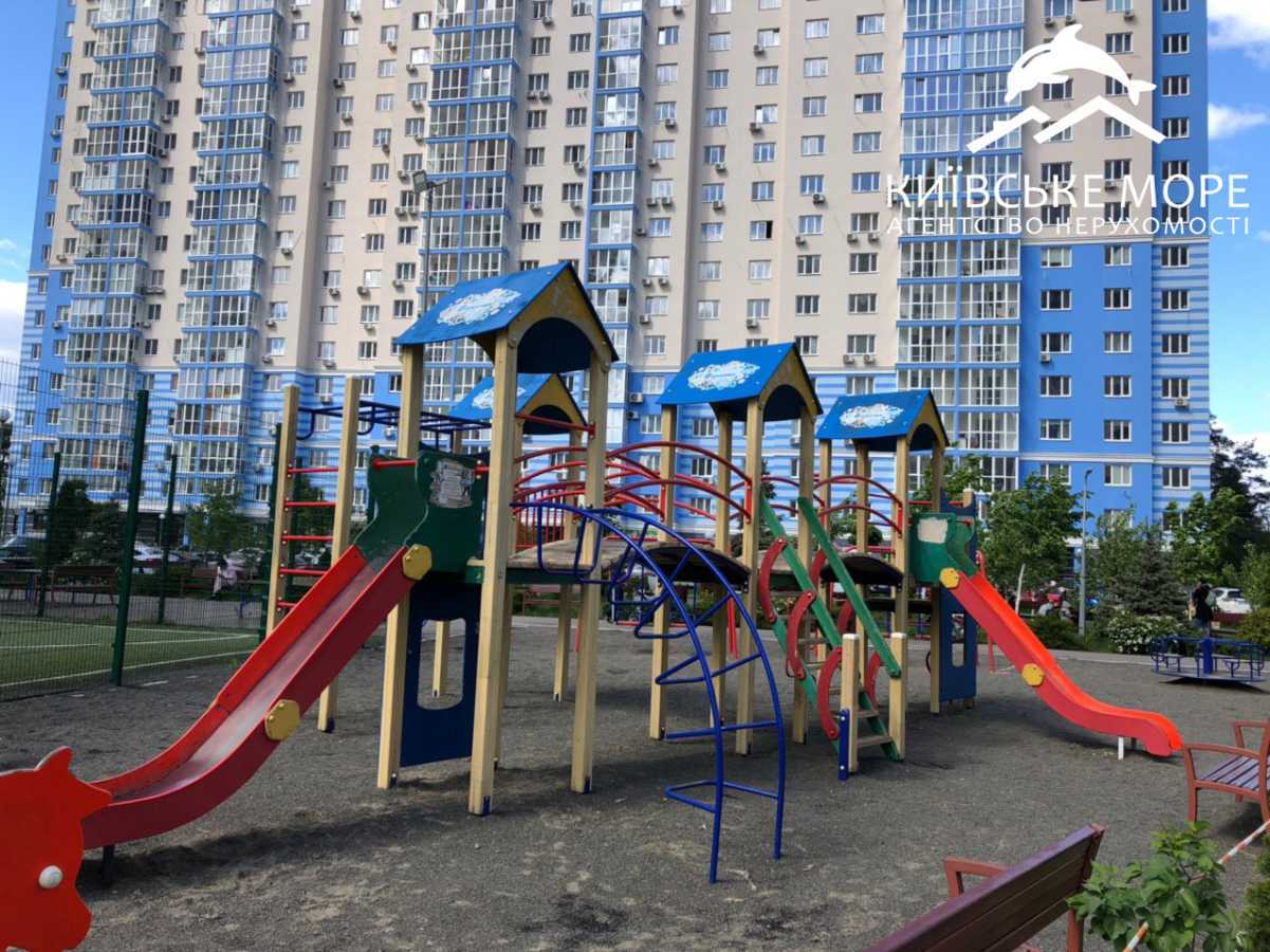 Продаж 3-кімнатної квартири 89 м², Воскресенська вул., 14Е