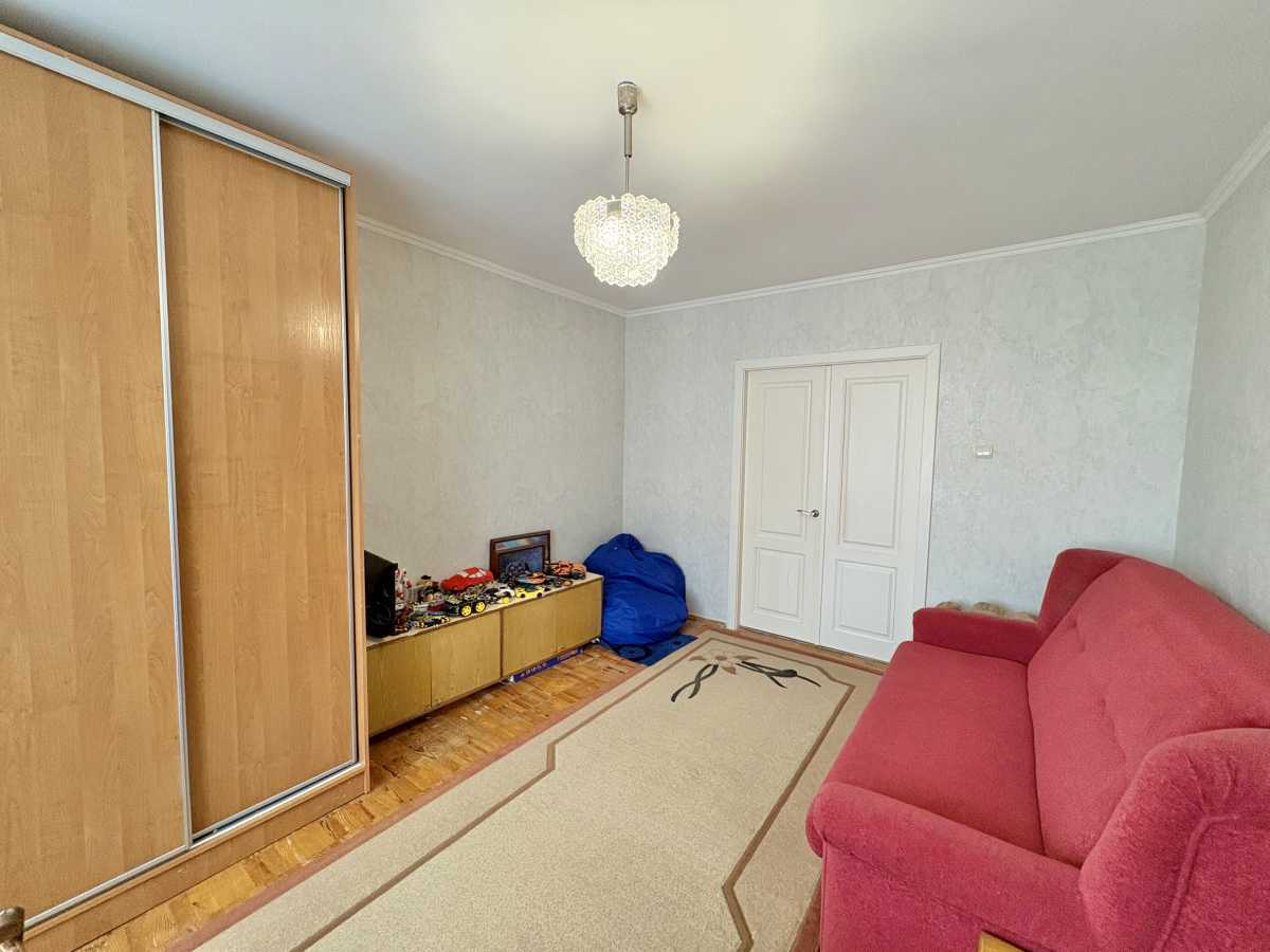Продажа 2-комнатной квартиры 59 м², Николая Закревского ул., 5