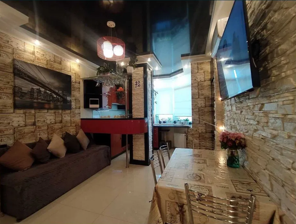 Продажа 2-комнатной квартиры 63 м², Разумовская ул.