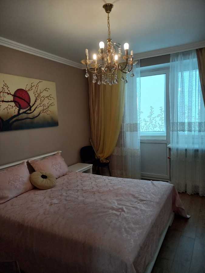 Аренда 2-комнатной квартиры 85 м², Ушинского ул., 14Б