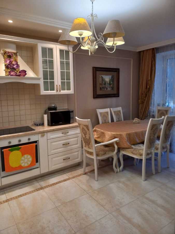 Аренда 2-комнатной квартиры 85 м², Ушинского ул., 14Б