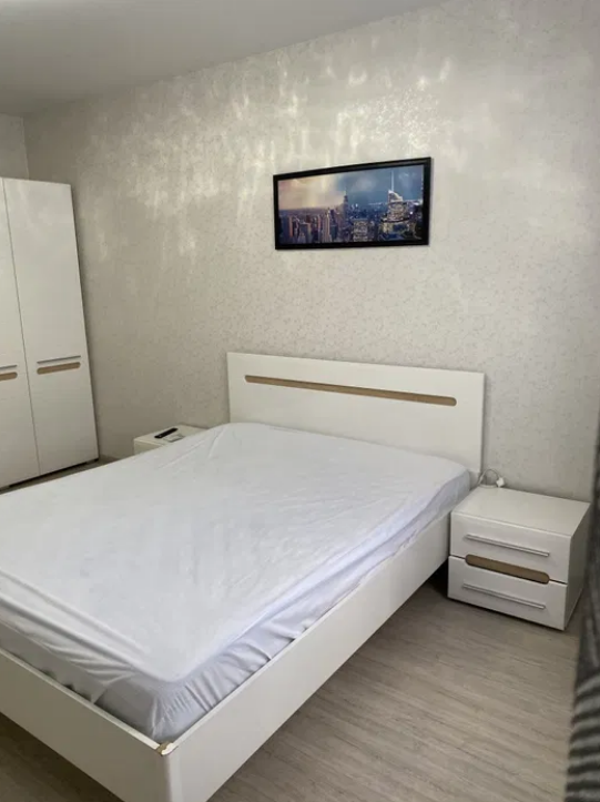 Продаж 1-кімнатної квартири 34 м², Грушевского Михаила вул.
