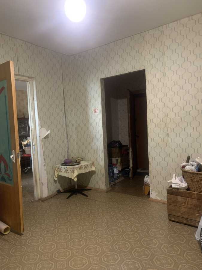 Продаж 3-кімнатної квартири 85 м², Срібнокільська вул., 8