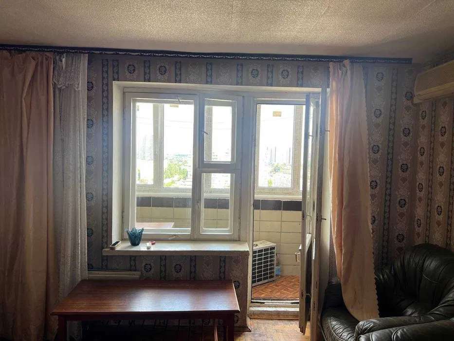 Продажа 2-комнатной квартиры 55.6 м², Днепровская наб., 13