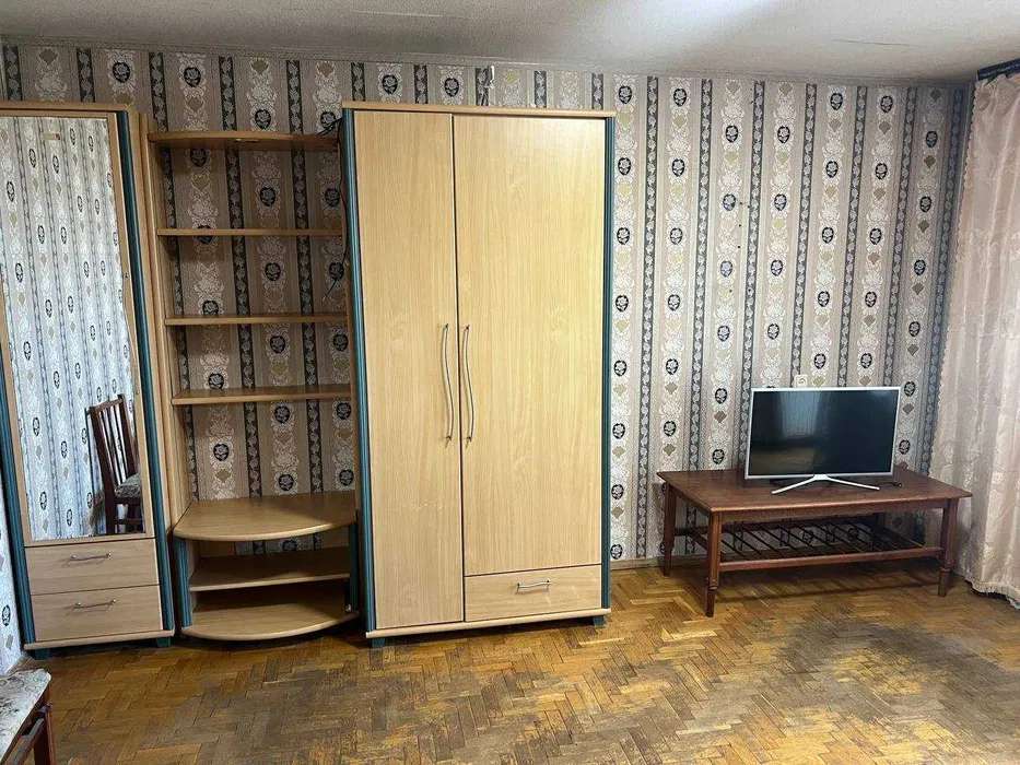 Продажа 2-комнатной квартиры 55.6 м², Днепровская наб., 13