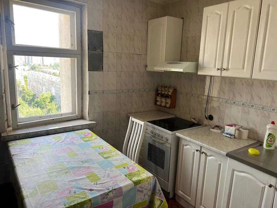 Продажа 2-комнатной квартиры 55.6 м², Днепровская наб., 13