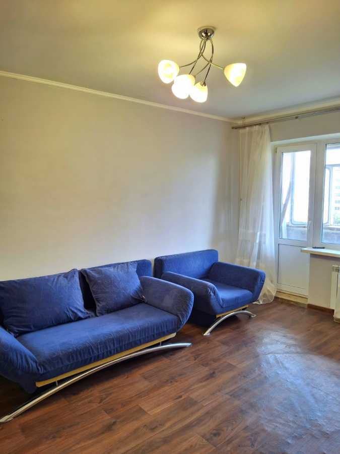 Продаж 2-кімнатної квартири 50 м², Здолбунівська вул., 3
