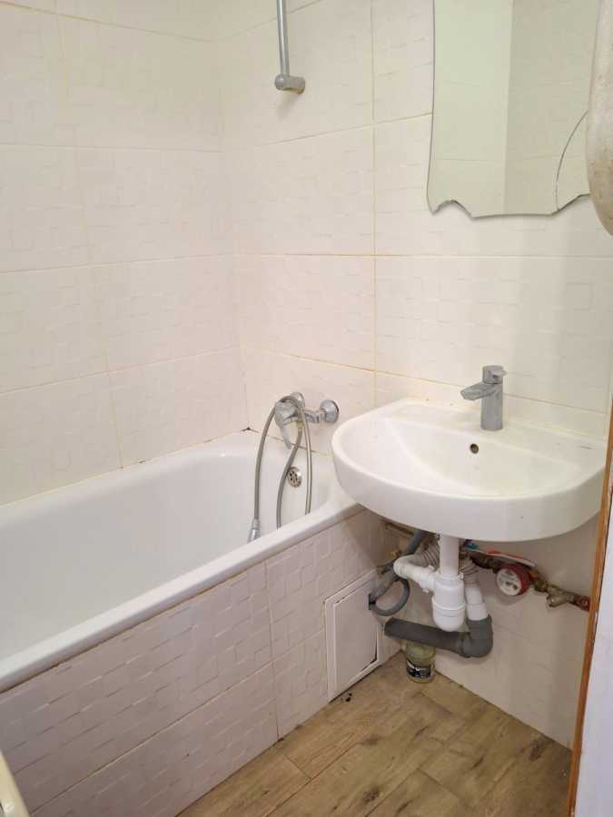 Продаж 2-кімнатної квартири 50 м², Здолбунівська вул., 3